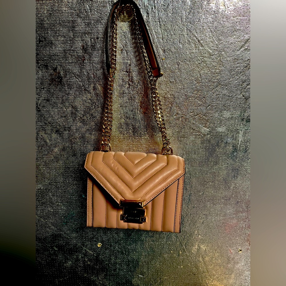 Micheal Kors purse